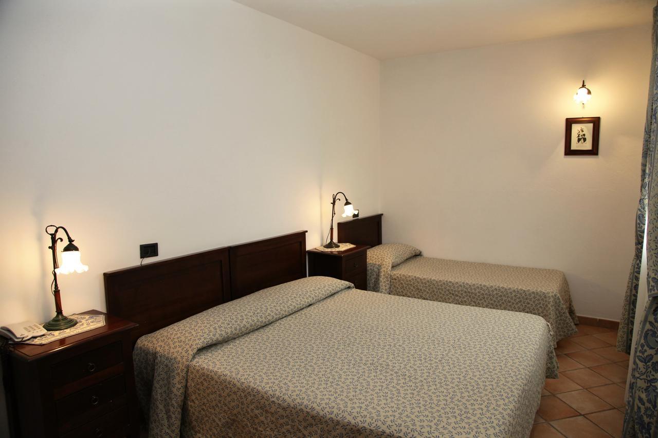 Hotel Il Ghiro Овиндоли Экстерьер фото